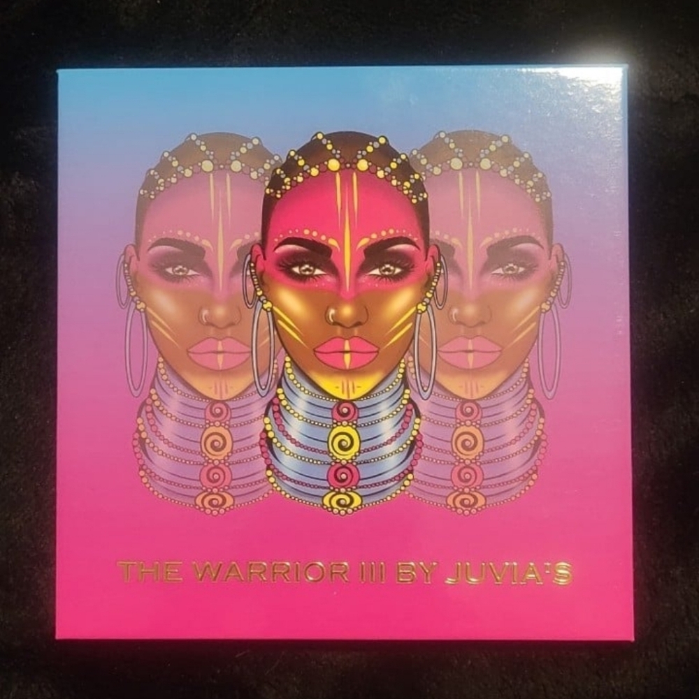 Juvia's Place Warrior III Palette - Bold Pink and Blue Hues